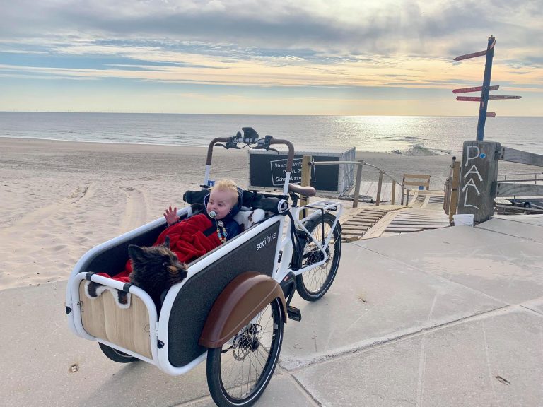 Naar het strand met SociBike bakfiets