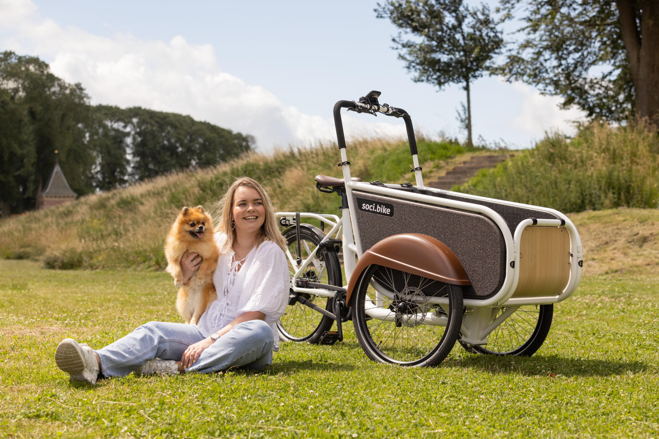 SociBike bakfietsen op Petwood Dog Event